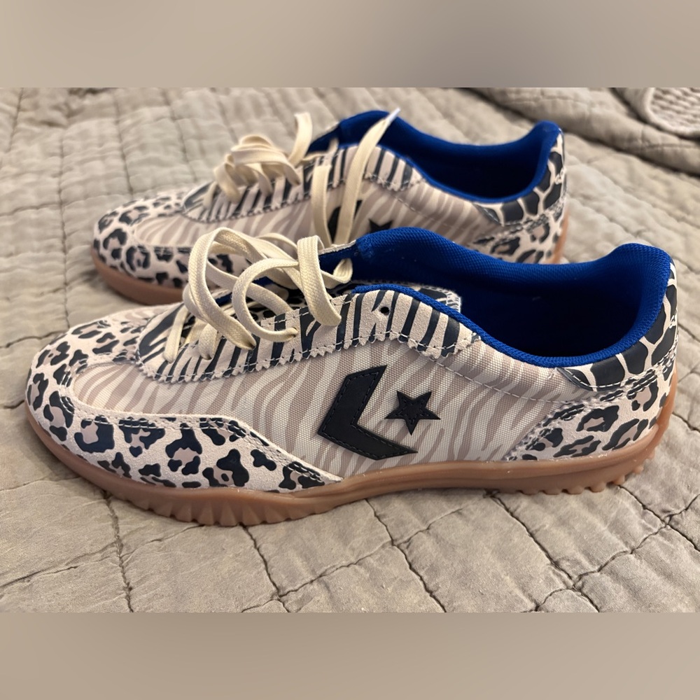 Converse Run Trainer Star Animals Sneakers